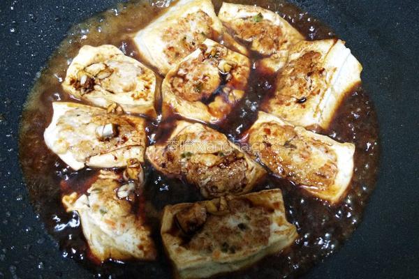 煎酿豆腐的做法图解15