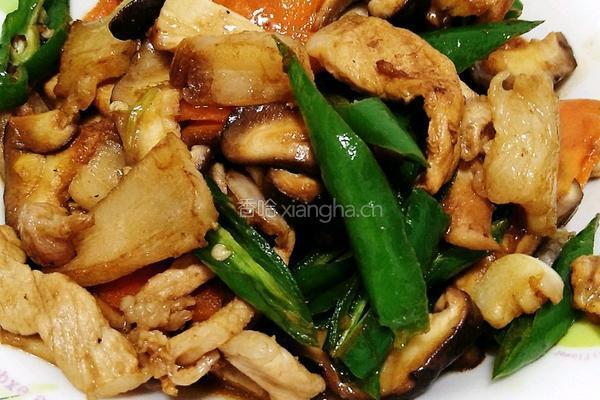 香菇炒肉片的做法图解1