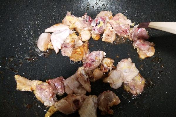 土豆烧鸡的做法图解6