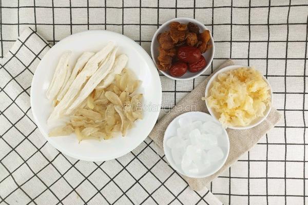 山药五宝甜汤 调节眼疲劳的做法图解1