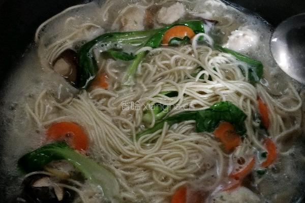 菌汤鸡丸面的做法图解12