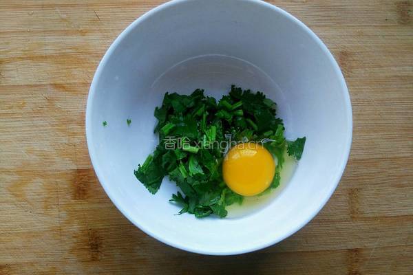 香菜煎蛋的做法图解4