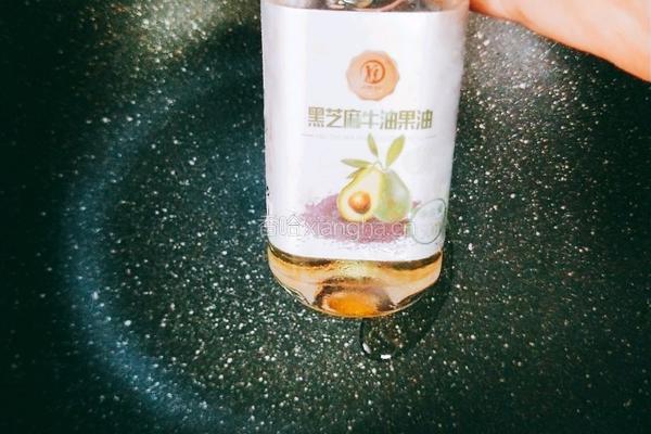 番茄鸡蛋圈圈面的做法图解3