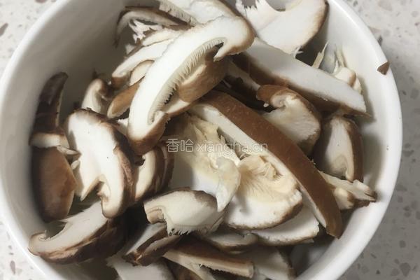 香菇油菜的做法图解2