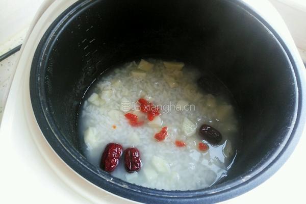 大米山药粥的做法图解8