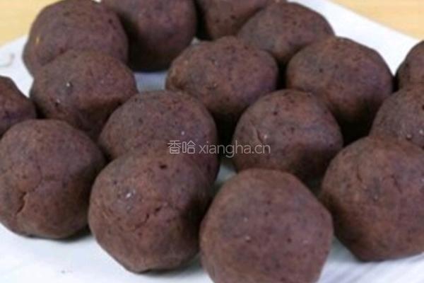 史上最喜感熊猫豆沙包的做法图解6