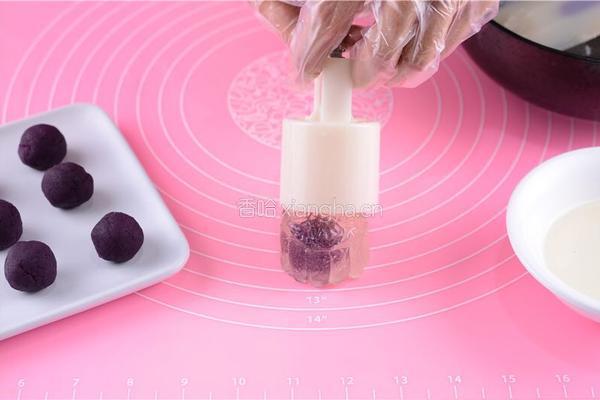 水晶紫薯月饼的做法图解12