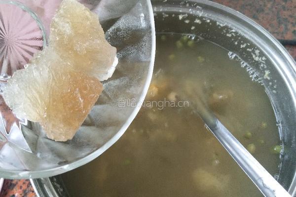 绿豆薏米银耳汤的做法图解8