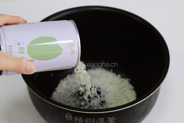 西兰花芝麻饭团的做法图解2