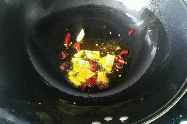 梅干菜烧鸡腿的做法图解6