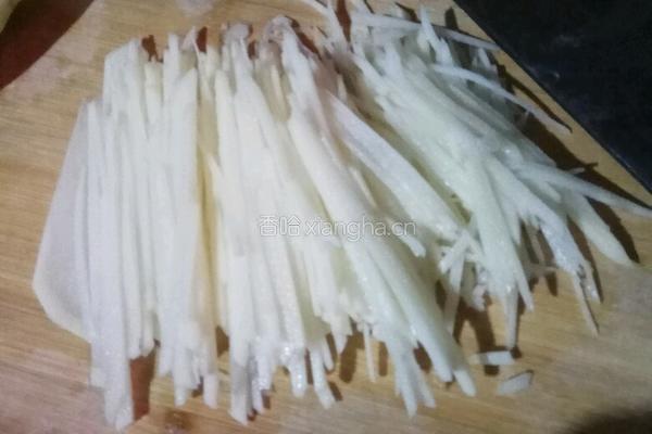 醋溜土豆萝卜丝的做法图解2