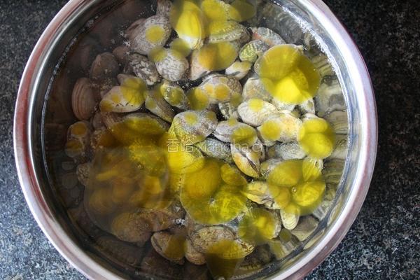 香辣花甲的做法图解1