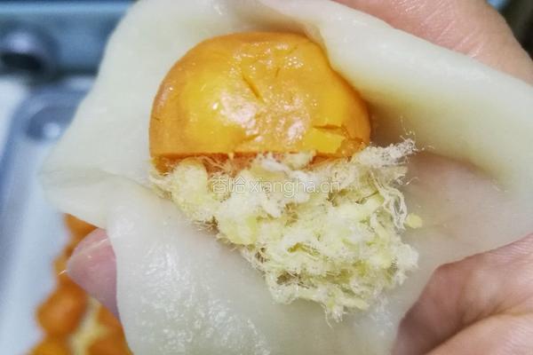 肉松麻薯蛋黄酥的做法图解14