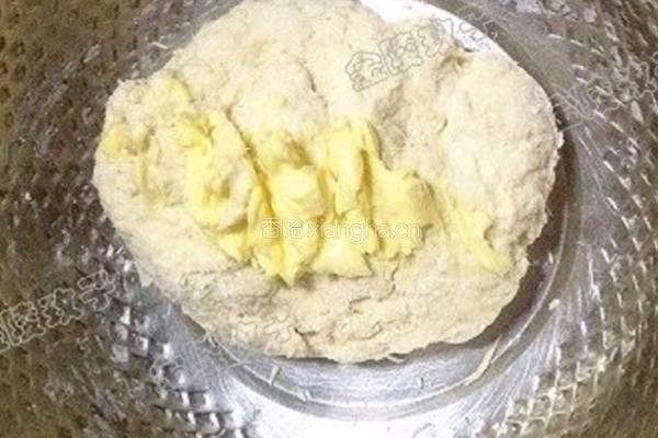 自制超简单油条的做法图解1