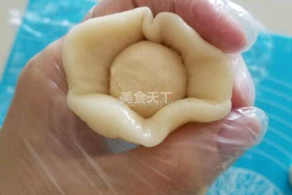 蛋黄酥的做法图解5