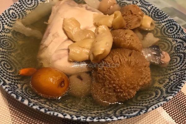【呷补丨煲汤】猴头菇花胶炖鸡肉汤（3人份）