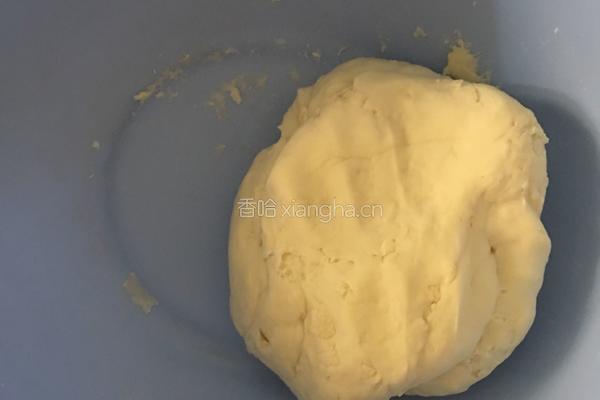 酸豆角肉末包子的做法图解1
