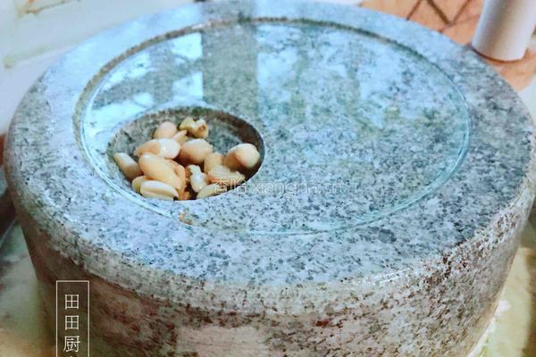 核桃花生红枣露的做法图解4