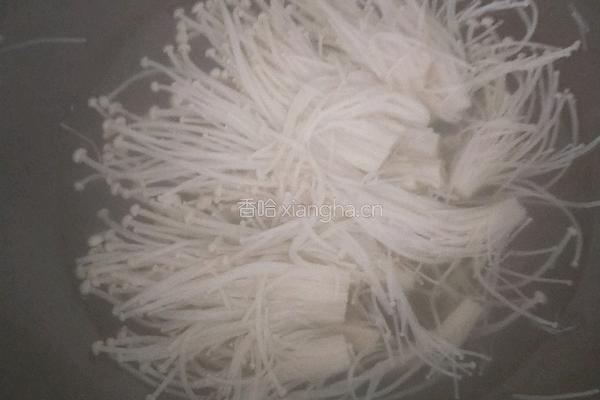 干豆腐卷金针菇的做法图解3