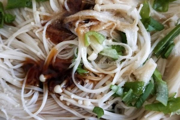 干豆腐卷金针菇的做法图解4
