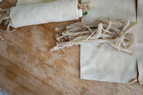 干豆腐卷金针菇的做法图解5