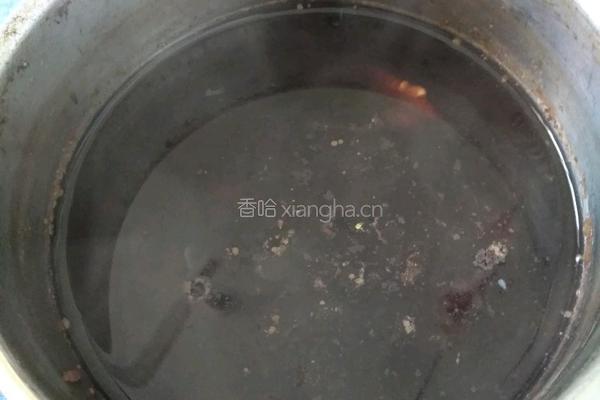 黑米粥的做法图解3