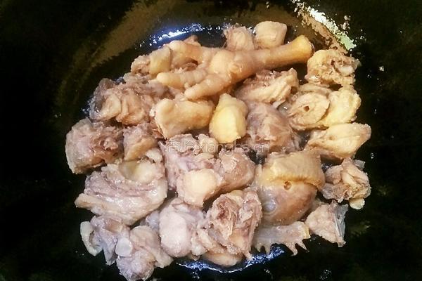 耗油焦嫩鸡的做法图解3