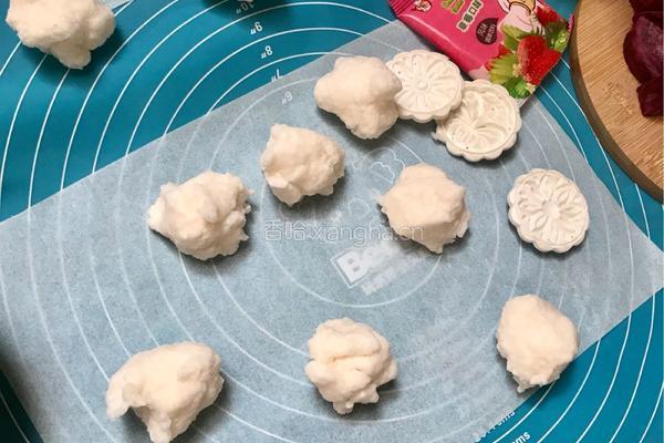 西米水晶冰皮月饼的做法图解2
