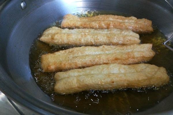 新文美食 好吃的无矾油条的做法图解7