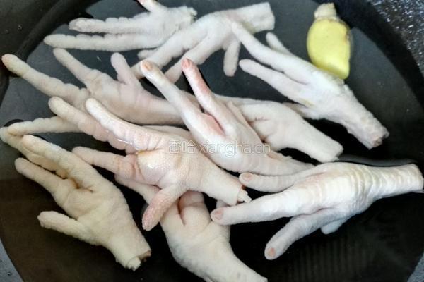 虎皮凤爪的做法图解2
