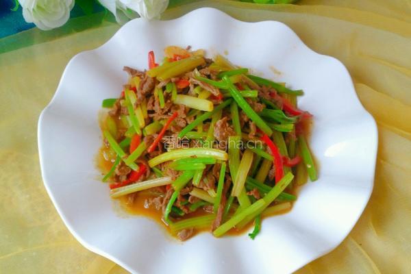 芹菜炒牛肉的做法图解8