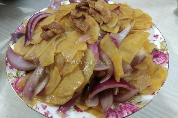 肉炒圆葱土豆片
