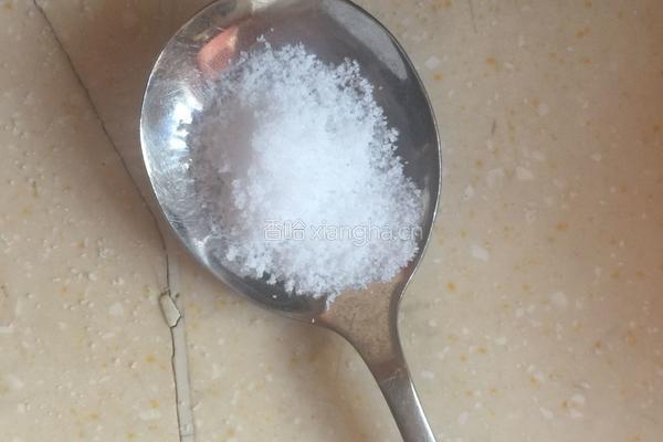 胡萝卜玉米猪骨汤的做法图解9