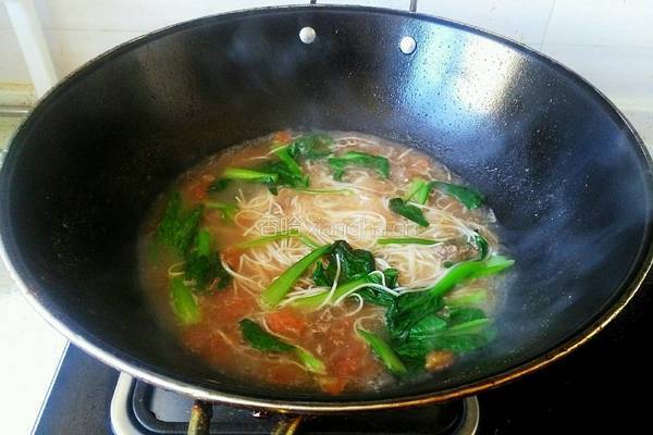 番茄牛肉丝面条的做法图解8