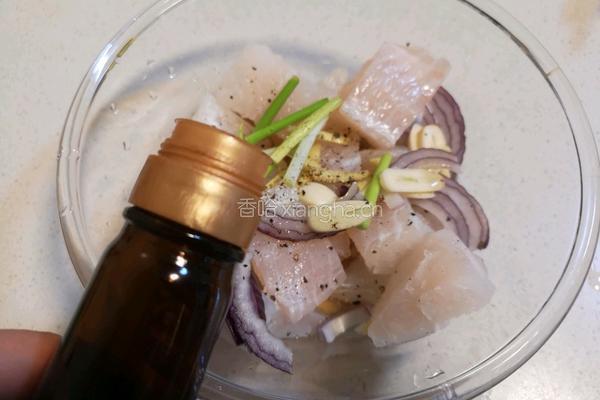 香煎巴沙鱼块的做法图解5