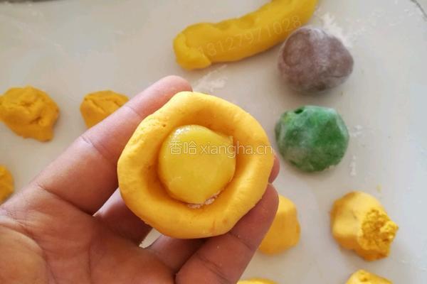 玲珑南瓜饼的做法图解3