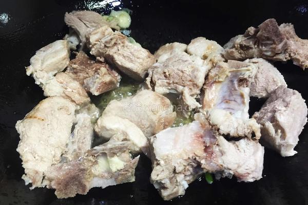 排骨烧豆角的做法图解3
