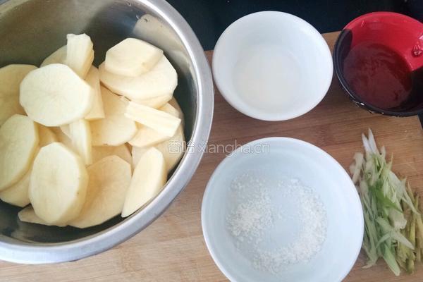 锅包土豆的做法图解1