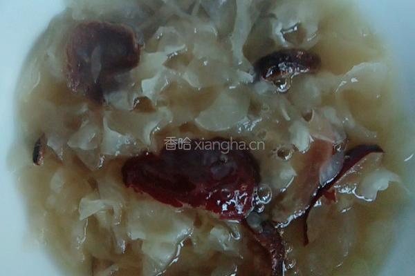 滋补银耳汤的做法图解4