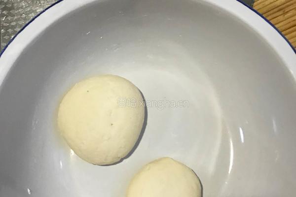 红糖芝麻饼的做法图解2