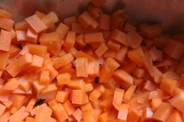 猪肉三鲜饺的做法图解1