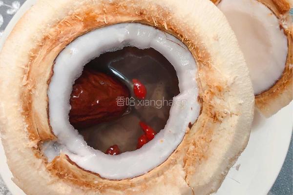 椰汁炖鸽子汤的做法图解5