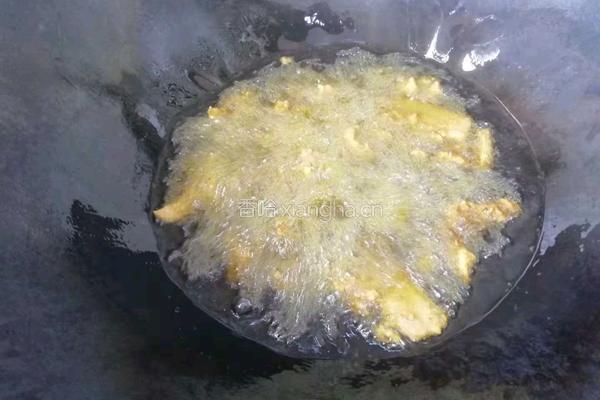 炸酥肉的做法图解7