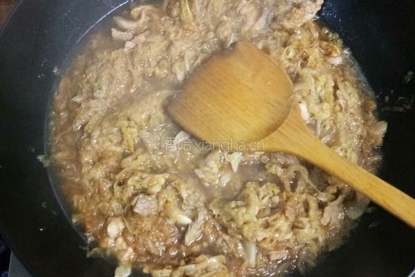 猪肉炒酸菜的做法图解7