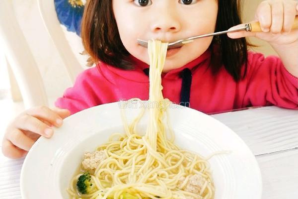 西蓝花丸子面的做法图解8