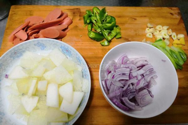 火腿冬瓜芝士焗饭（鲜蔬）的做法图解1