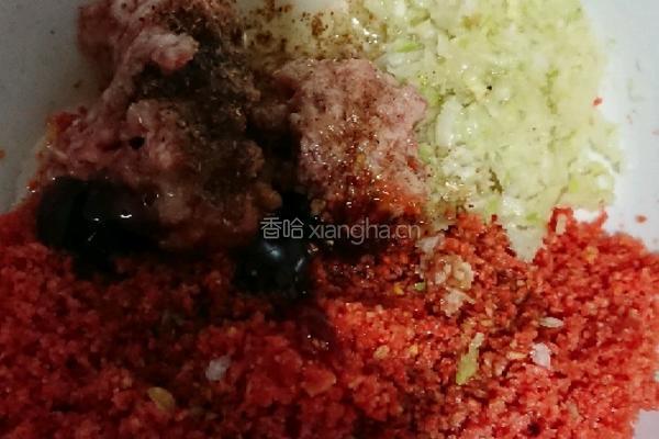 小小彩色饺子的做法图解1