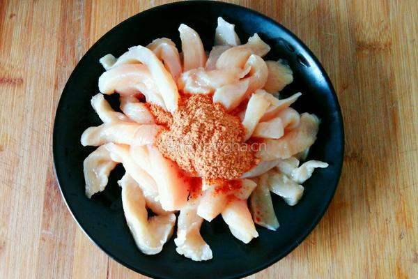 奥尔良鸡肉卷的做法图解3