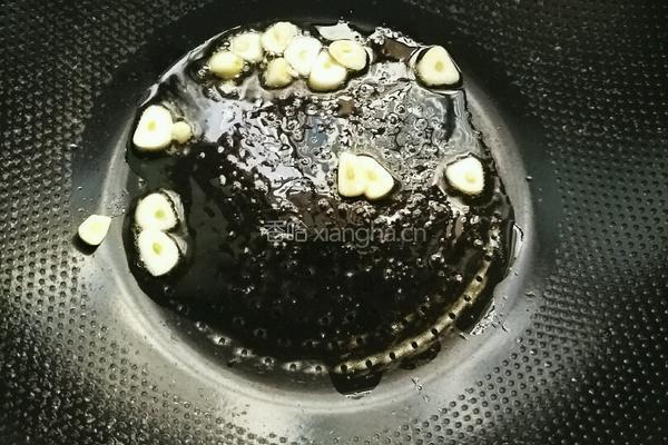 木耳炒青瓜胡萝卜的做法图解4