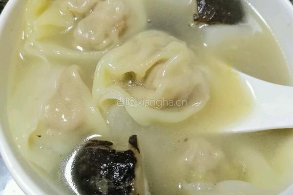 白萝卜香菇扇子骨汤抄手的做法图解6